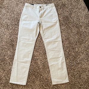 Brand new bonobos pants. Never worn with tags just don’t care for them.